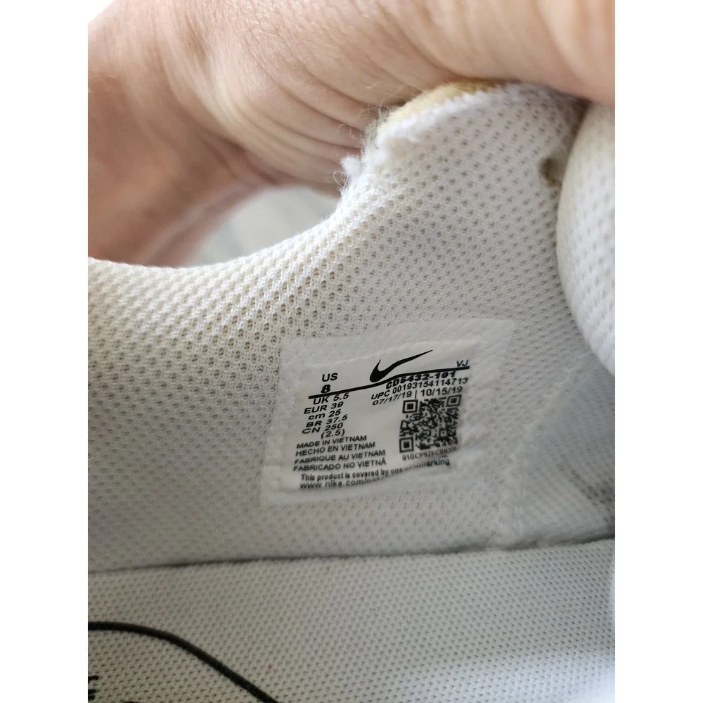 Nike Air Max Excee Womens Sneakers White Black Pure Platinum Size 8 - Picture 8 of 8